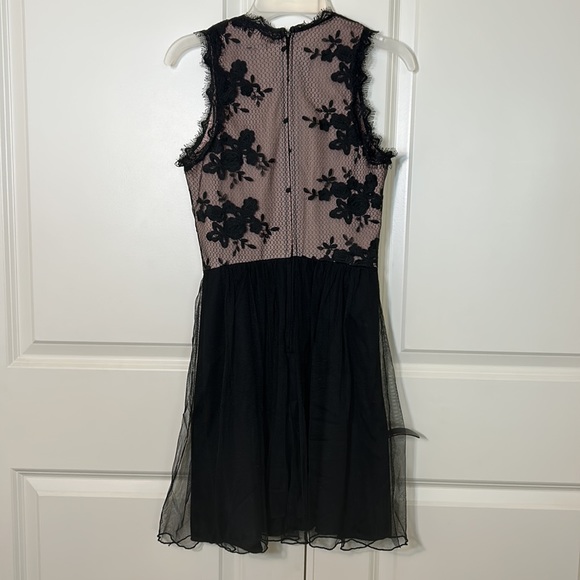 Taylor swift style! Sweet dress, size 1 - Picture 2 of 3